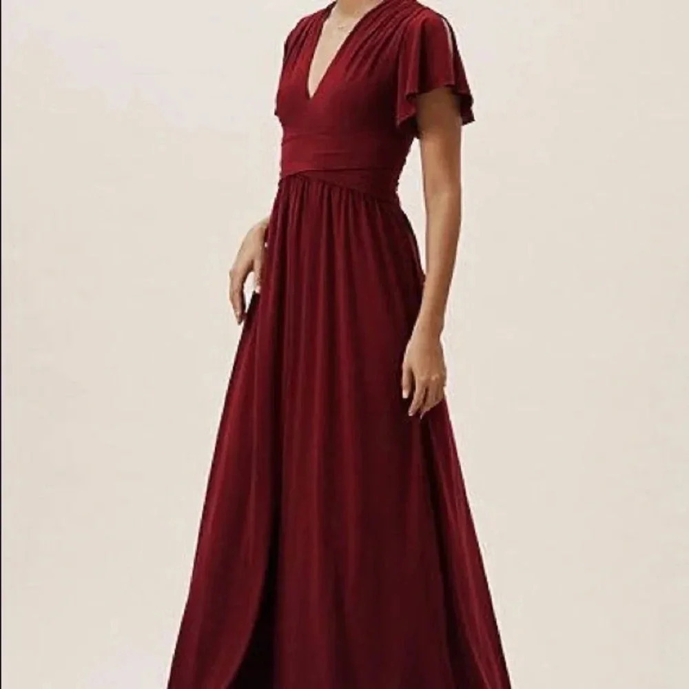 BHLDN Mendoza Renaissance Bohemian Chic Plunge Neck Maxi Dress in Bordeaux